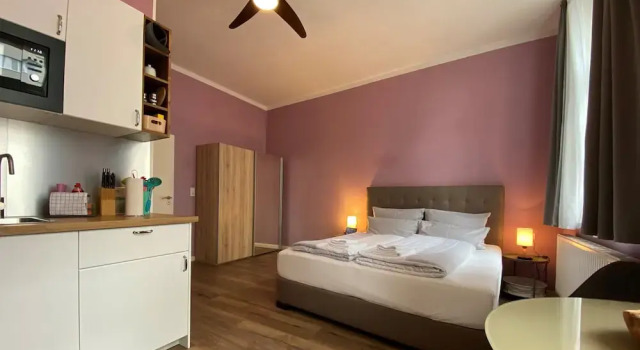 Двухместная студия с видом на город Amaroo - Rooms & Apartments "Charlotte"