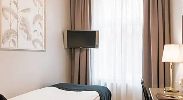 Номер Economy Crystal Plaza Hotel