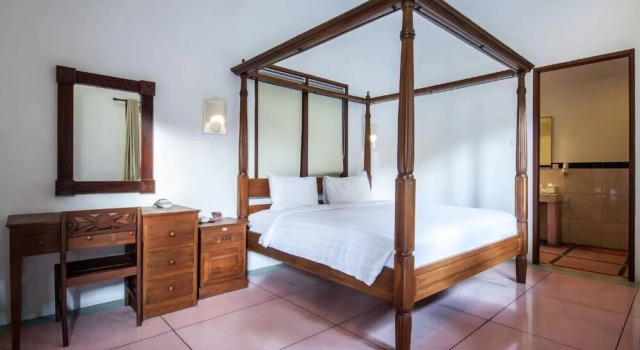 8-BR Private Pool Villa Walk to Seminyak Beach, Rezervovat Vila Chaty v Bali, Chalupa