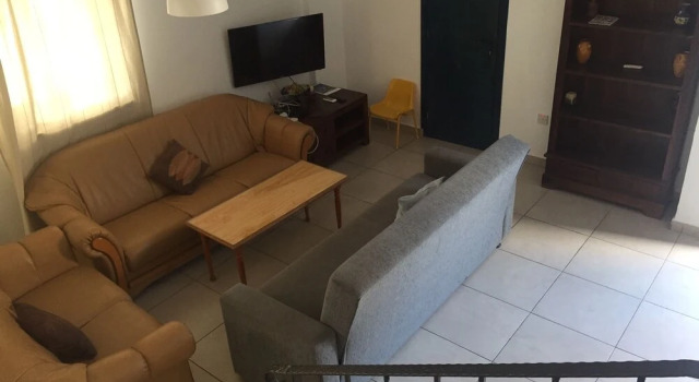 Traditional Miltos Villa, Book Villa Hotels in Larnaca Region with Parking, Parking