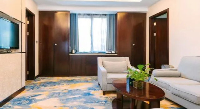 Люкс Deluxe Yangzhou Slender West Lake Wisteria Hotel