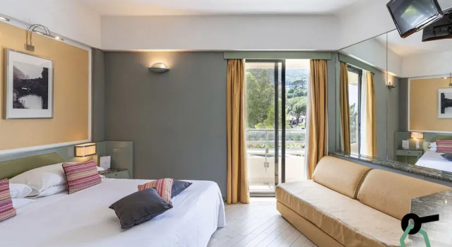 Трёхместный номер Standard с балконом HOTIDAY Room Collection - Circeo