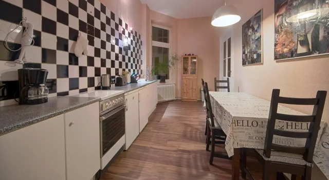 Ruhige Ferienwohnung in Kreuzberg, Prenota Hotel Berlino Germania, vicino a Passionskirche