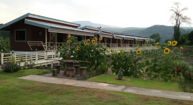 Monthathip Resort