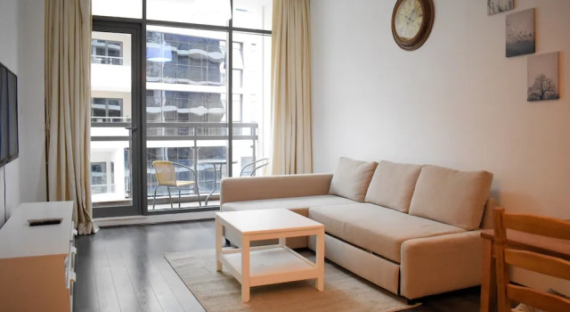 Cozy 1 Bedroom In J8 Al Safouh