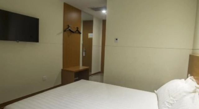 Номер Business Jinjiang Inn Select Jinan Baotuquan