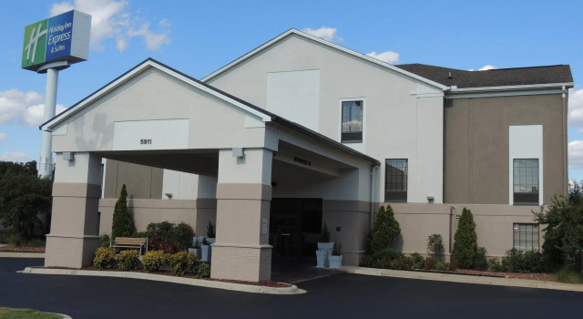 Holiday Inn Express Trussville, an IHG Hotel, Buchen Sie Hotel Trussville Alabama