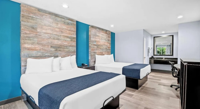 Люкс SureStay Hotel by Best Western Buena Park Anaheim