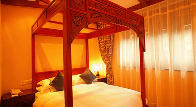 Люкс с 2 комнатами Waterside Resort