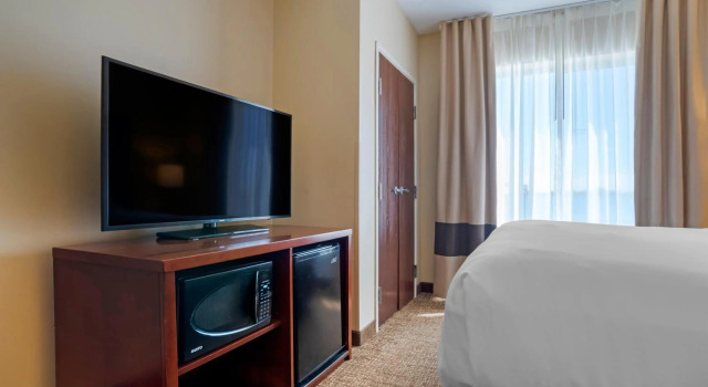 Comfort Suites Foley - North Gulf Shores, Book Hotel Hoteller i Foley med parkering, Parkering