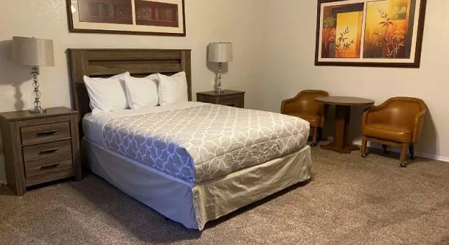 Standard Einzel Zimmer Eagle Hotel