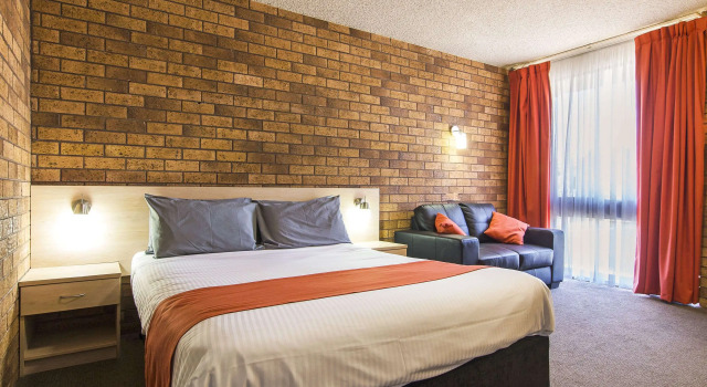 Четырёхместный номер Standard Comfort Inn Dubbo City