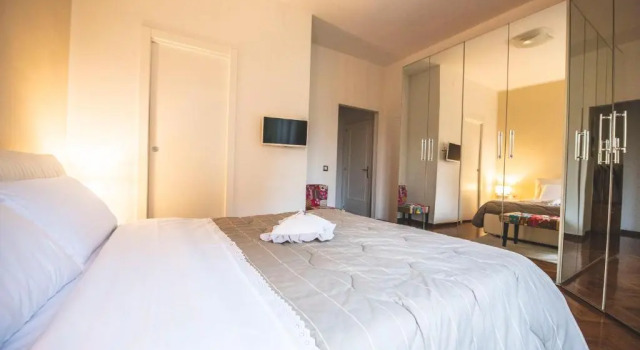 B&B Il Girasole, Book Bed and Breakfast Hoteller i Corciano med parkering, Parkering