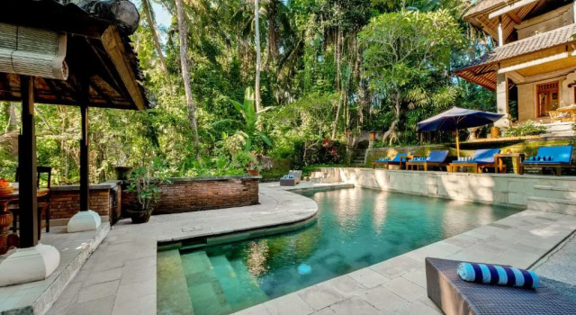 Двухместный номер Standard с видом на бассейн Kebun Indah Ubud