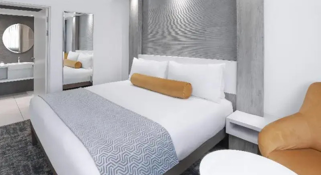 Двухместный люкс Garden Court Mthatha