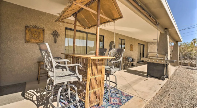Коттедж Lake Havasu City Home w/ Views: 3 Mi to Marina!