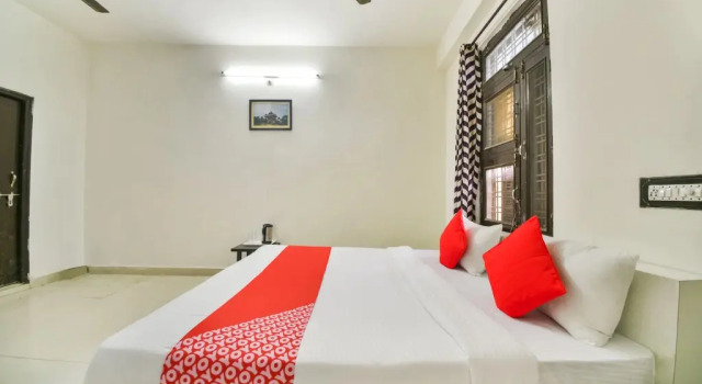 Hotel Utsav by OYO Rooms, Забронировать Отель Отели штата Раджастхана 3 звезды, 3*