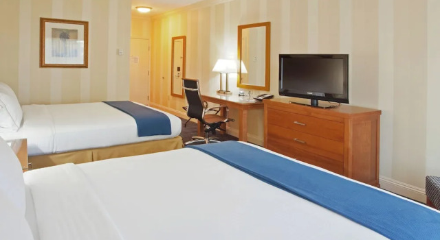 Люкс Holiday Inn Express Hotel & Suites Santa Cruz by IHG