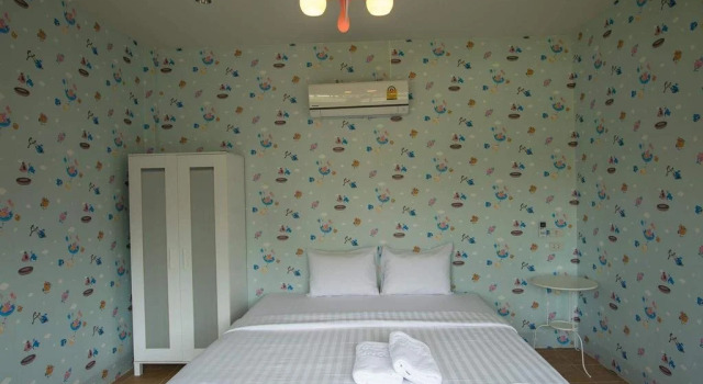 Tarachan Homestay, Забронировать Отель Отели Чантхабури с бассейном, Бассейн