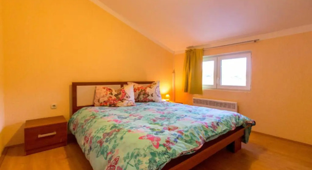 Apartments Lores, Varaa Huoneisto Hotellit Kvarner Islands uima-altaalla, Uima-allas