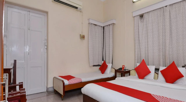 OYO 10826 Sona Guest House