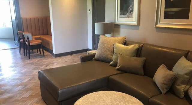 Люкс с видом на реку Riverside Lodge Hotel