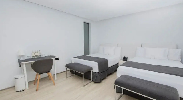 Двухместный семейный номер Standard с балконом Golden Bay Galapagos