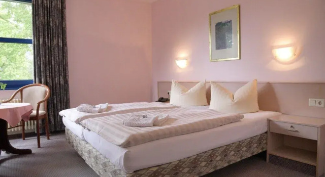 Hotel Brandenburger Hof, Đặt Khách sạn Letschin Oderbruch