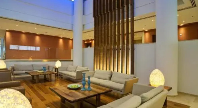 Resort 5 stars Paphos, Boek Resort Resorthotels in Paphos, in de buurt van Municipal Baths Beach, Resort