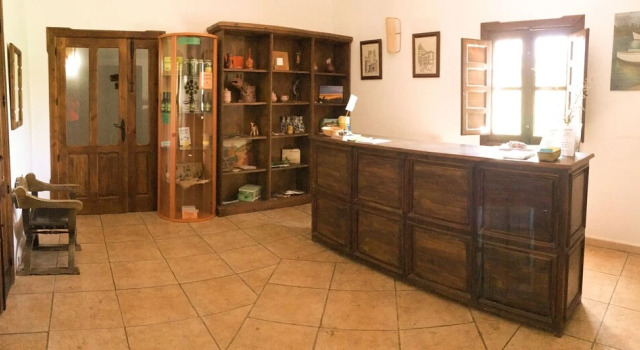 Conviven Albergue Ecocultural, Prenota Hotel Viñuela Axarquía
