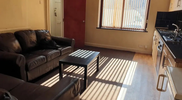 Bradford 2-bedroom Home - Sleeps 4 - Free Parking, Забронировать Отель Отели Англии 3 звезды, 3*