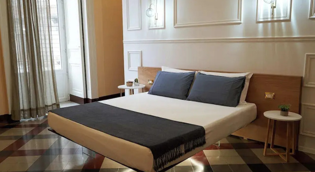 Toscano Palace Luxury Rooms Catania, Забронировать Отель «постель и завтрак» Катания Сицилия, рядом с Парк Вилла Беллини