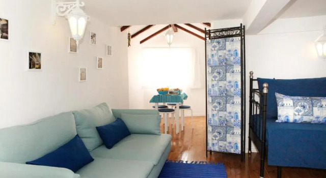Best Terrace River View Apt in Alfama