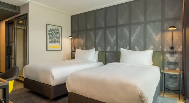 Двухместный номер Standard с балконом Four Points by Sheraton Budapest Danube