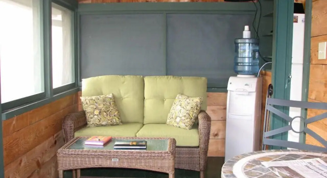 Wooden Boat Inn, Book Mini-hotel Clayton New York State