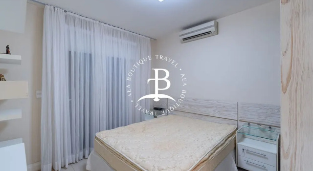 Апартаменты Vista mar 2 suítes e piscina exterior