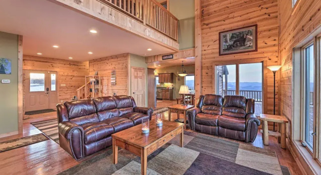 Коттедж Spacious Slaty Fork Home ~ 12 Mi to Snowshoe