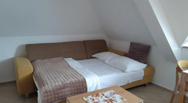 Студия Lovac apartmani