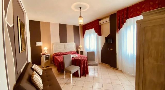 Семейный полулюкс Art Hotel Pandos