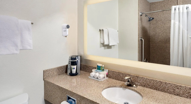 Номер Standard Holiday Inn Express Sheboygan-Kohler by IHG