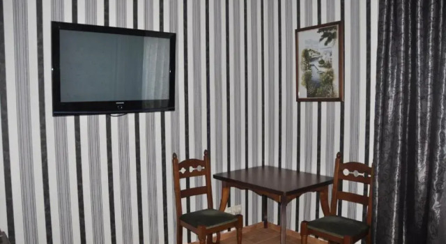 Oazis-M, Prenota Hotel Hotel economici a Rivne