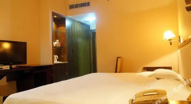 Training Center Hotel of Guangxi Development and Reform Commission, Rezerwuj Hotel Hotele w Nanning z parkingiem, Parking