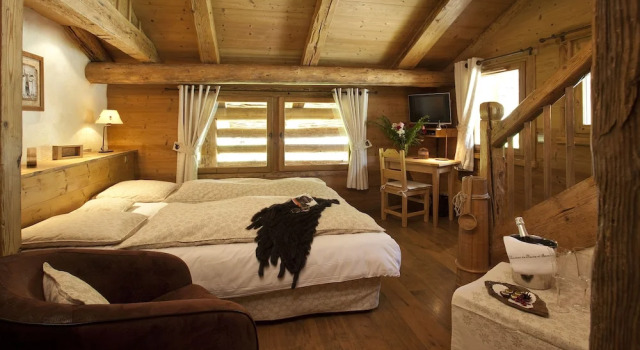Четырёхместный номер Standard Chalet-Hôtel Les Fermes de Pierre & Anna