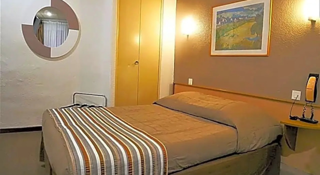 Номер Superior Hôtel dAngleterre, Salon-de-Provence