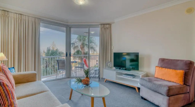 Апартаменты c 1 комнатой Bel Air on Broadbeach - Official