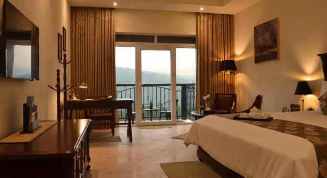 Люкс Luxury Montrose Golf Resort and Spa - Coorg