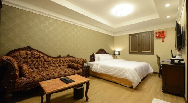 Двухместный номер Premium Central Tourist Hotel