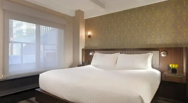 Люкс Signature Hotel Edison Times Square