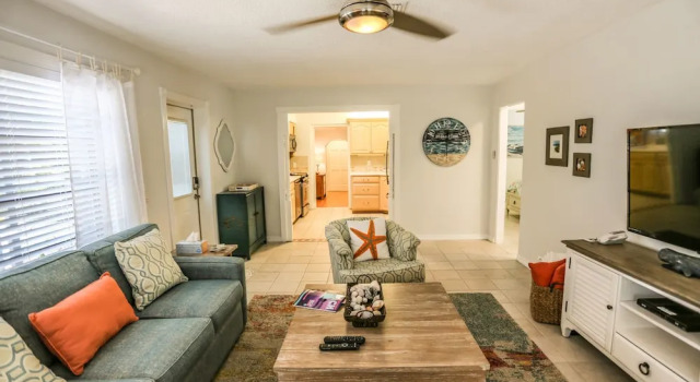 285 Jefferson, Забронировать Отель Форт-Майерс-Бич Fort Myers Area