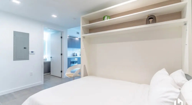 Студия с балконом и с частичным видом на океан Downtown Miami Condos by Lua Host